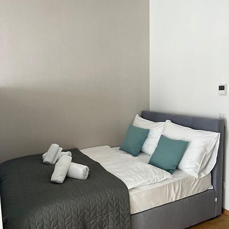 New Central Apartments Westbahnhof Bécs Kültér fotó