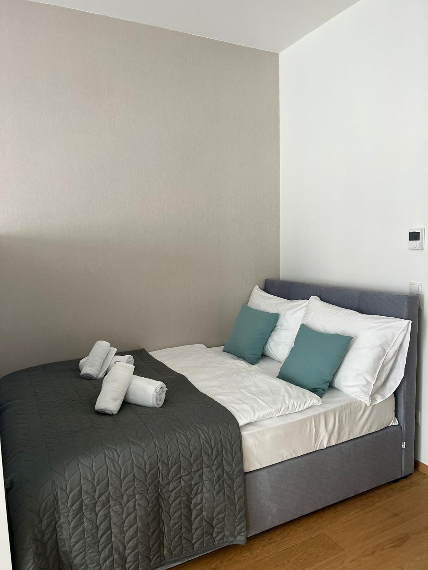 New Central Apartments Westbahnhof Bécs Kültér fotó